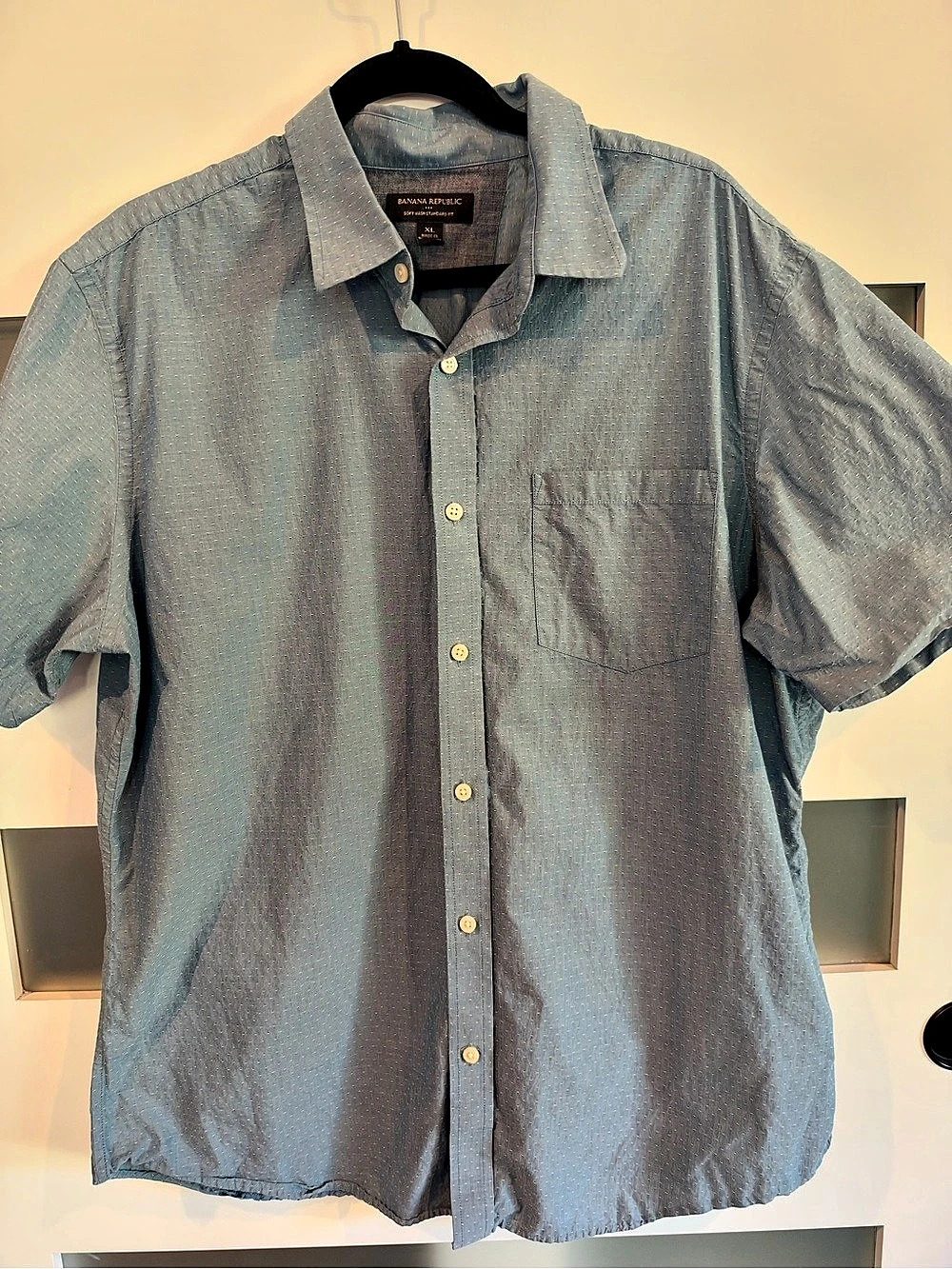 Banana Republic Soft Wash Standard Fit Short Sleeve Shirt XL - Blue Tropic